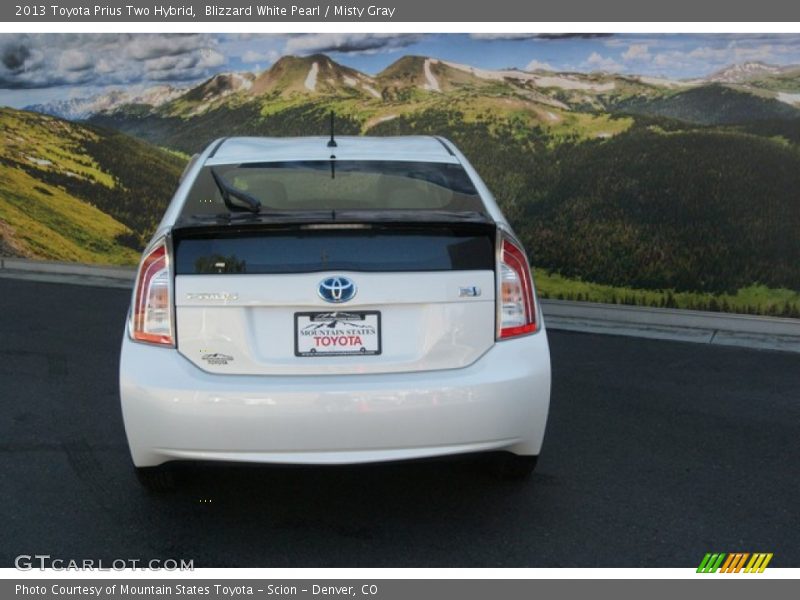 Blizzard White Pearl / Misty Gray 2013 Toyota Prius Two Hybrid