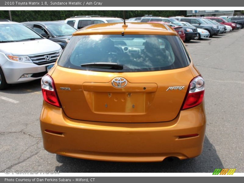 Sundance Metallic / Ash Gray 2010 Toyota Matrix 1.8