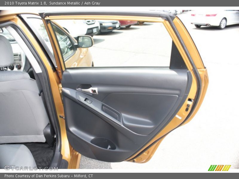 Door Panel of 2010 Matrix 1.8
