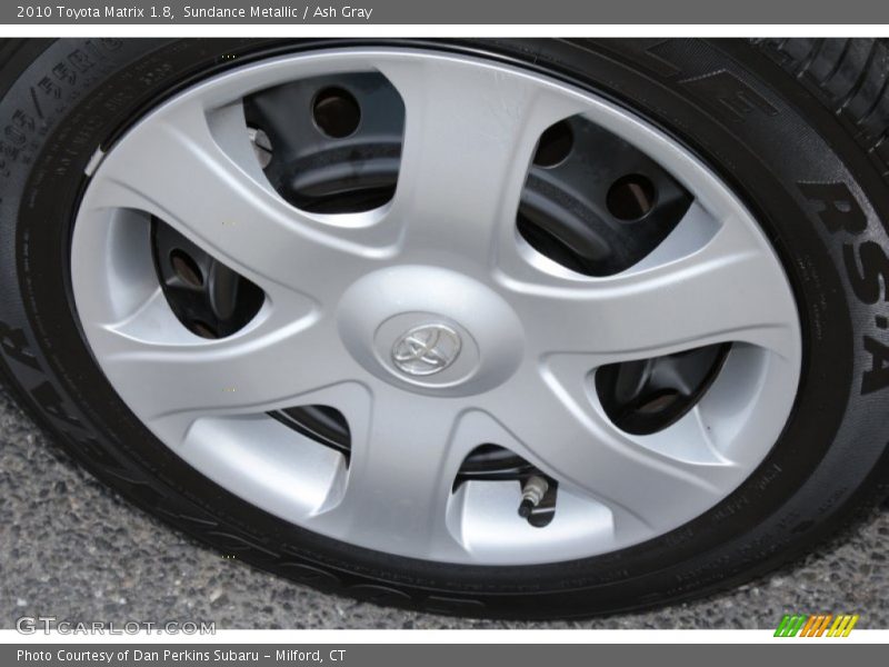 Sundance Metallic / Ash Gray 2010 Toyota Matrix 1.8