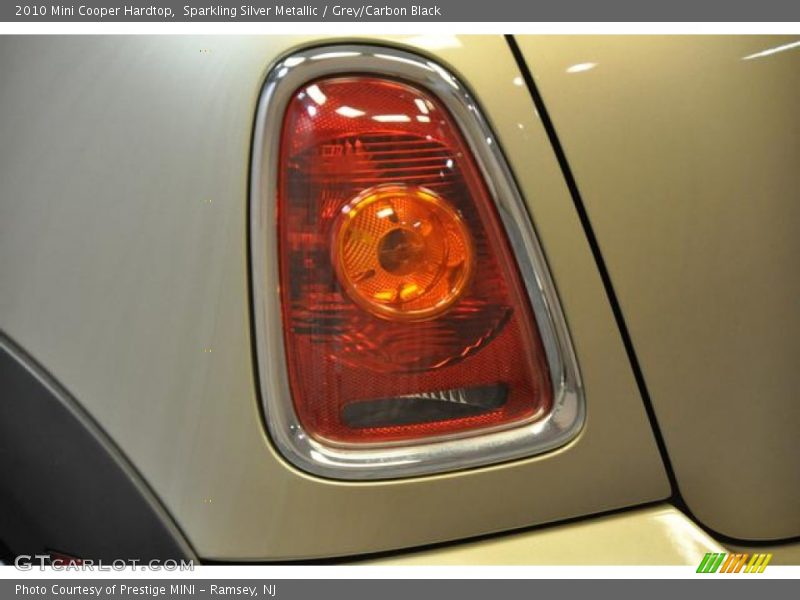 Sparkling Silver Metallic / Grey/Carbon Black 2010 Mini Cooper Hardtop