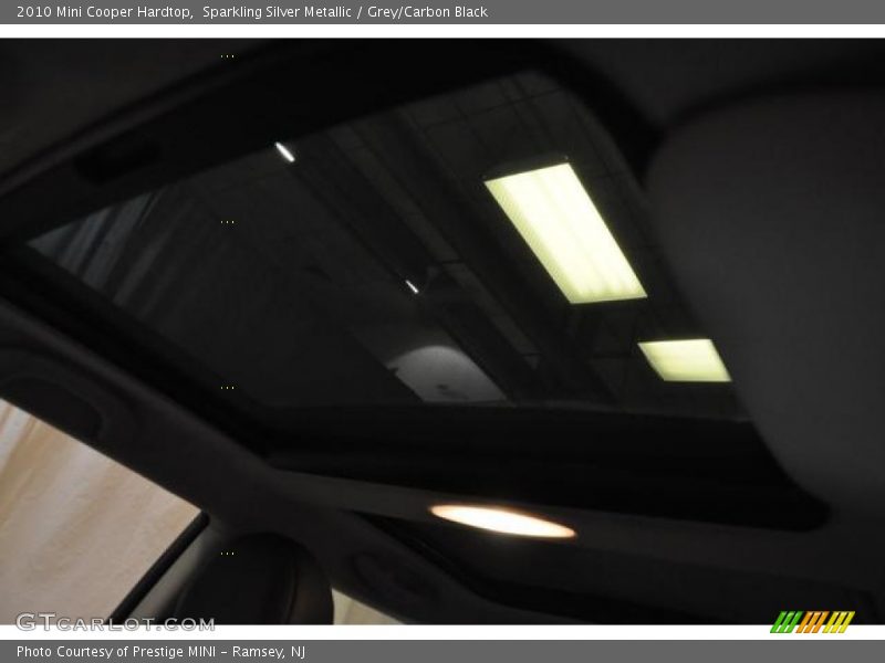 Sparkling Silver Metallic / Grey/Carbon Black 2010 Mini Cooper Hardtop