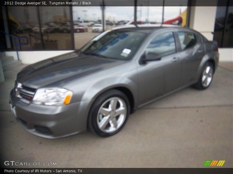 Tungsten Metallic / Black 2012 Dodge Avenger SE