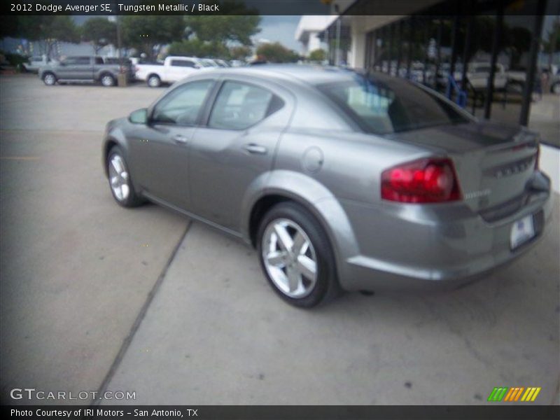 Tungsten Metallic / Black 2012 Dodge Avenger SE