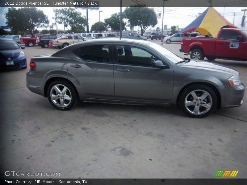 Tungsten Metallic / Black 2012 Dodge Avenger SE
