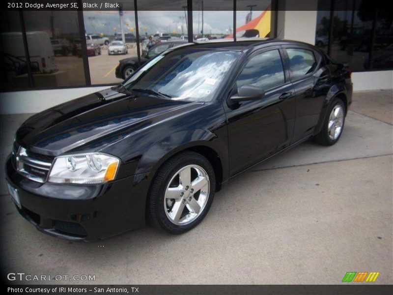Black / Black 2012 Dodge Avenger SE