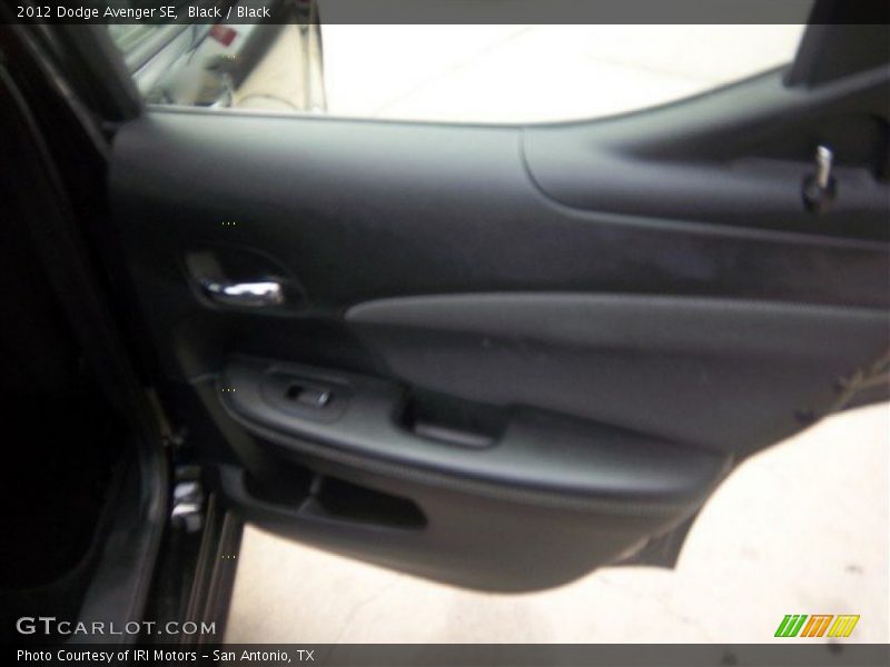 Black / Black 2012 Dodge Avenger SE