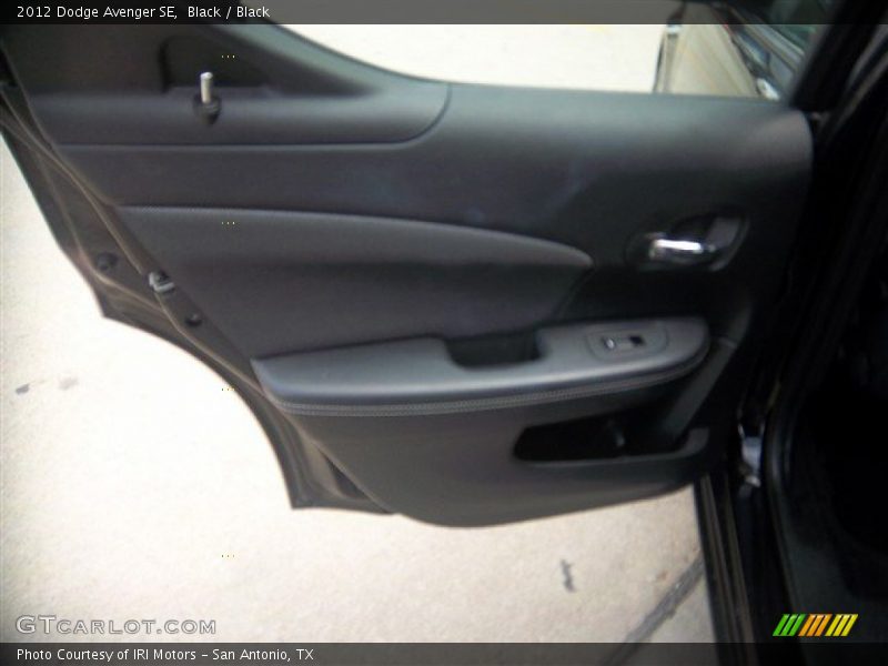 Black / Black 2012 Dodge Avenger SE