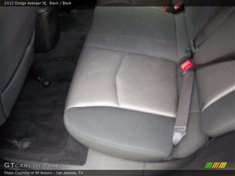 Black / Black 2012 Dodge Avenger SE