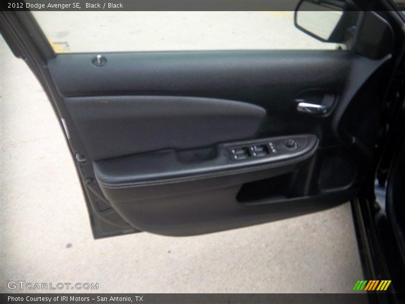 Black / Black 2012 Dodge Avenger SE