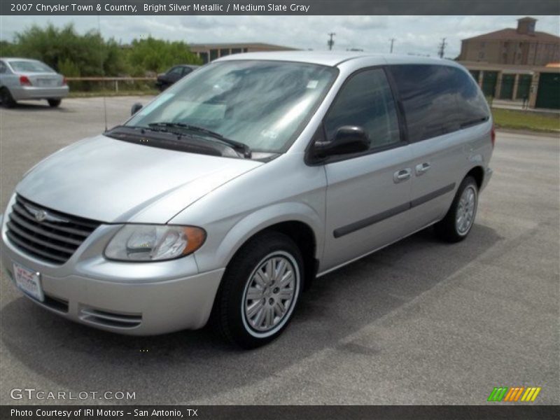Bright Silver Metallic / Medium Slate Gray 2007 Chrysler Town & Country