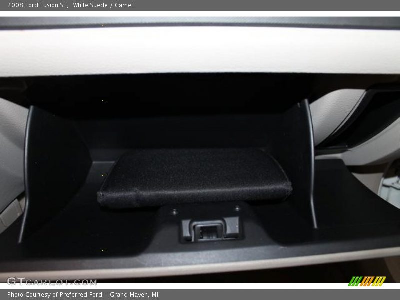 White Suede / Camel 2008 Ford Fusion SE