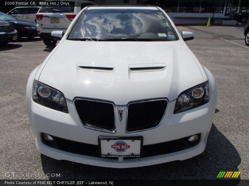 White Hot / Onyx 2008 Pontiac G8
