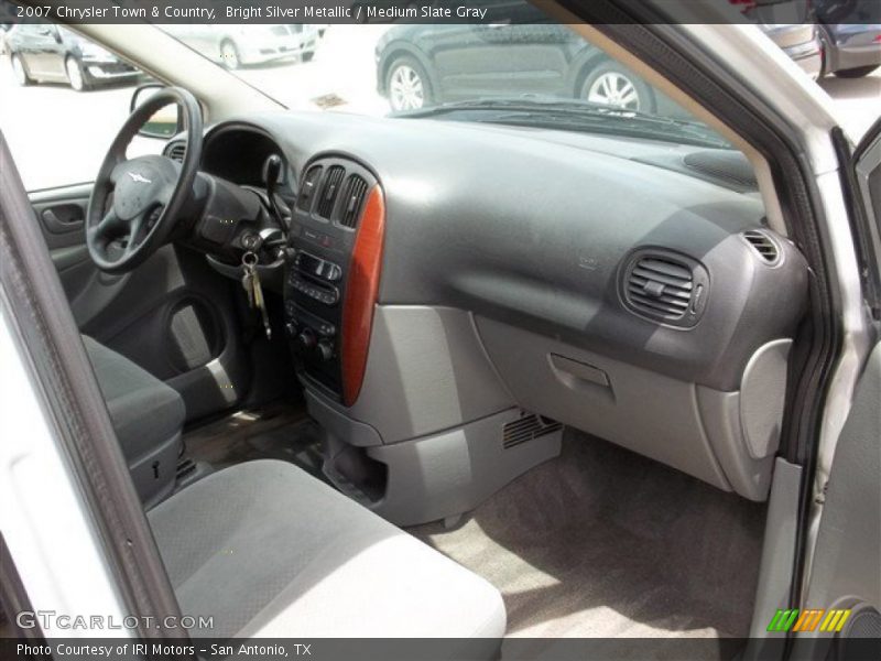 Bright Silver Metallic / Medium Slate Gray 2007 Chrysler Town & Country