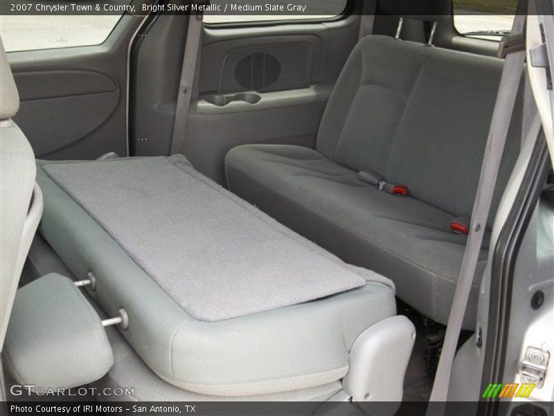 Bright Silver Metallic / Medium Slate Gray 2007 Chrysler Town & Country