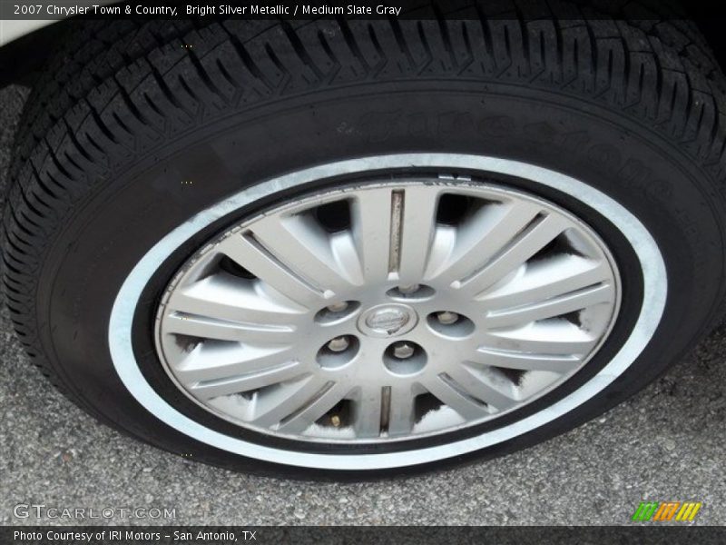Bright Silver Metallic / Medium Slate Gray 2007 Chrysler Town & Country