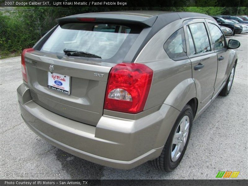 Light Khaki Metallic / Pastel Pebble Beige 2007 Dodge Caliber SXT
