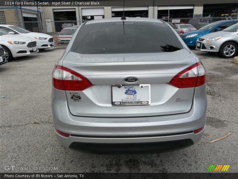 Ingot Silver / Charcoal Black 2014 Ford Fiesta S Sedan