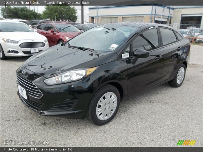 Tuxedo Black / Charcoal Black 2014 Ford Fiesta S Sedan