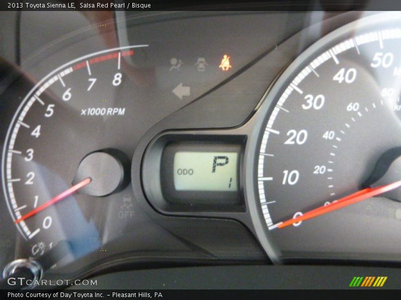 Salsa Red Pearl / Bisque 2013 Toyota Sienna LE