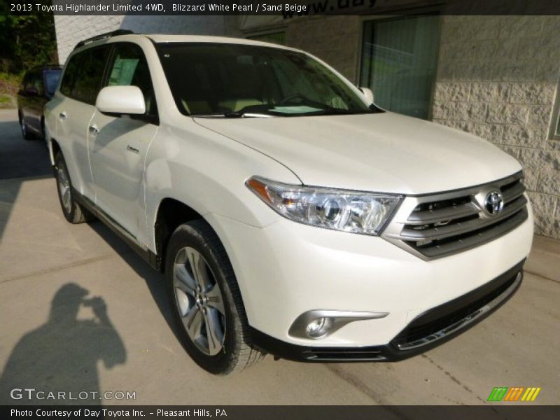 Blizzard White Pearl / Sand Beige 2013 Toyota Highlander Limited 4WD