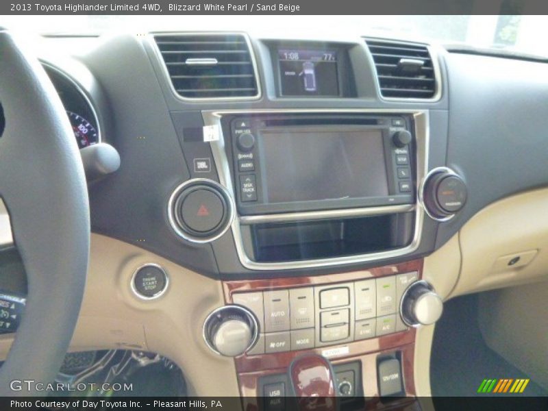 Blizzard White Pearl / Sand Beige 2013 Toyota Highlander Limited 4WD
