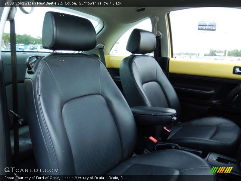 Sunflower Yellow / Black 2009 Volkswagen New Beetle 2.5 Coupe