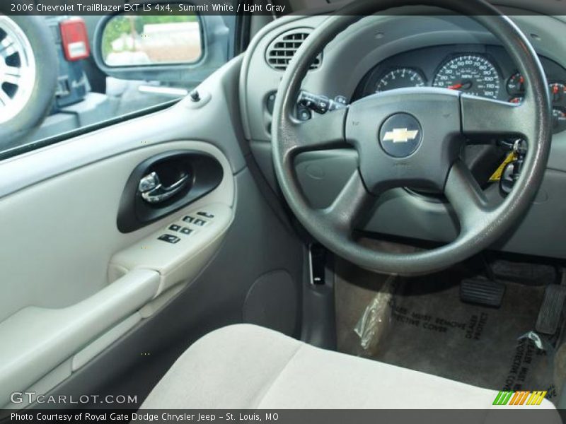Summit White / Light Gray 2006 Chevrolet TrailBlazer EXT LS 4x4