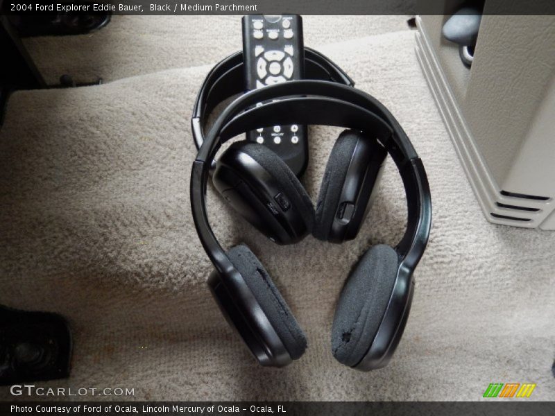 Black / Medium Parchment 2004 Ford Explorer Eddie Bauer