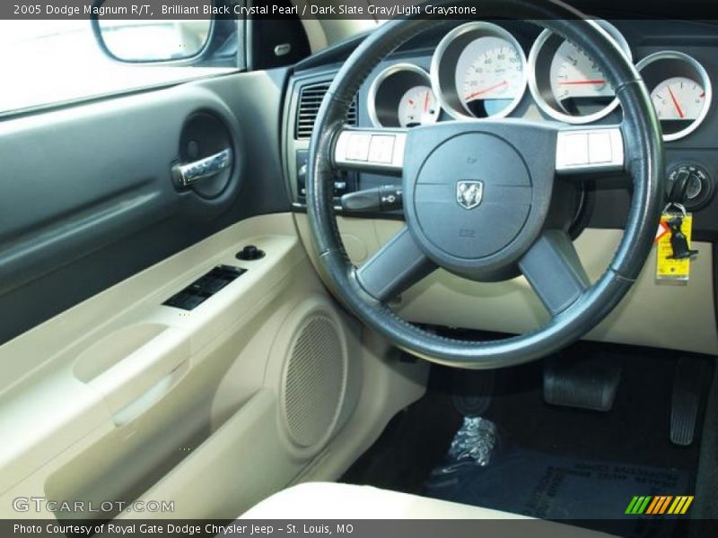 Brilliant Black Crystal Pearl / Dark Slate Gray/Light Graystone 2005 Dodge Magnum R/T