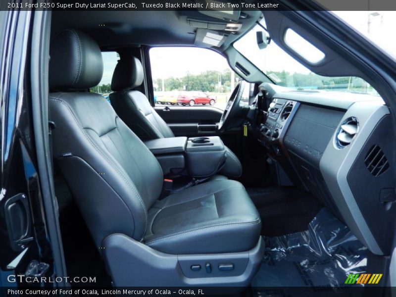 Front Seat of 2011 F250 Super Duty Lariat SuperCab