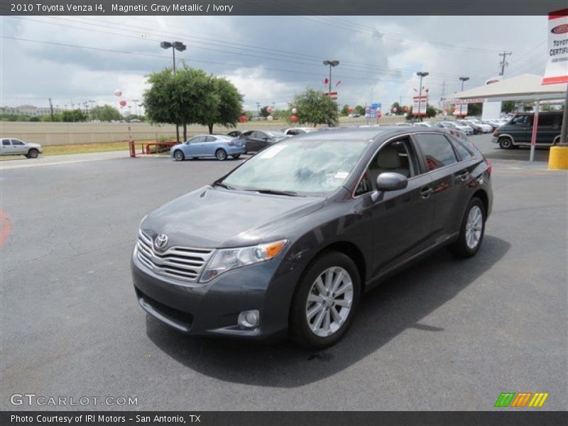 Magnetic Gray Metallic / Ivory 2010 Toyota Venza I4