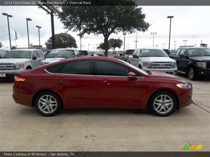 Ruby Red Metallic / Charcoal Black 2013 Ford Fusion SE