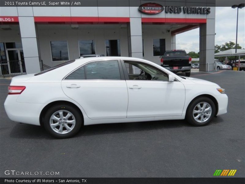 Super White / Ash 2011 Toyota Camry LE