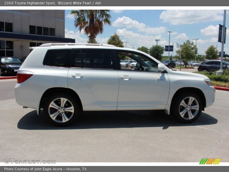 Blizzard White Pearl / Ash 2009 Toyota Highlander Sport