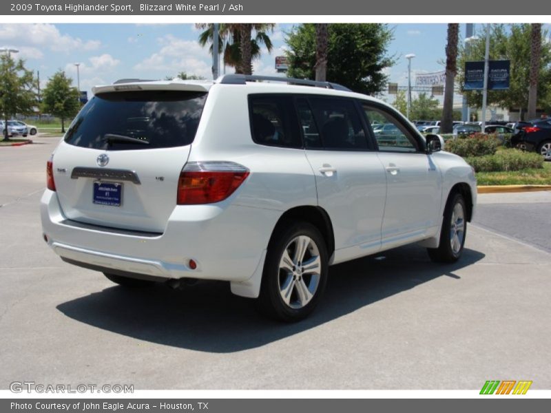 Blizzard White Pearl / Ash 2009 Toyota Highlander Sport