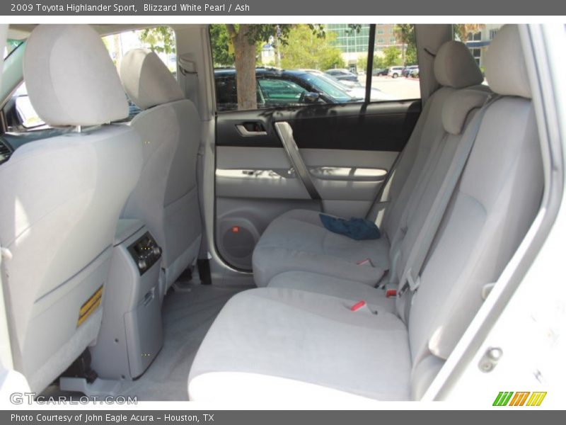 Blizzard White Pearl / Ash 2009 Toyota Highlander Sport