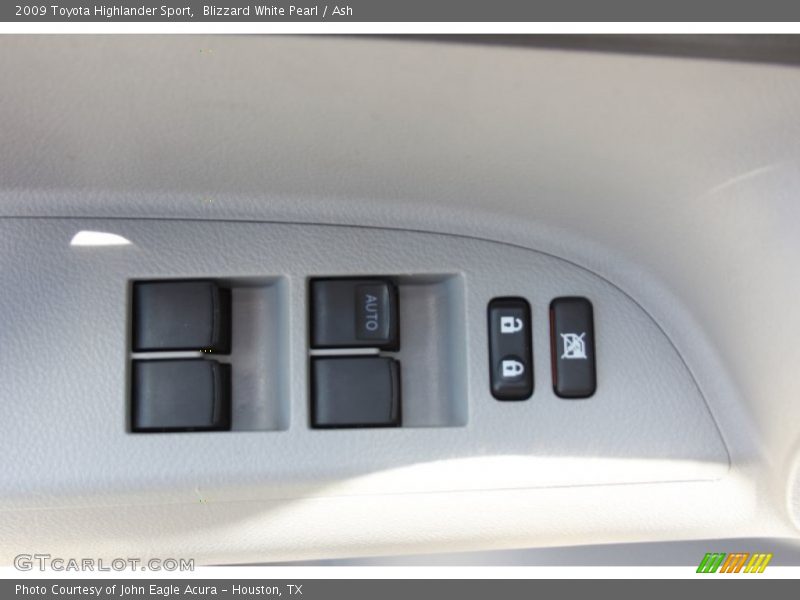 Blizzard White Pearl / Ash 2009 Toyota Highlander Sport