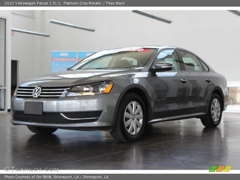 Platinum Gray Metallic / Titan Black 2013 Volkswagen Passat 2.5L S