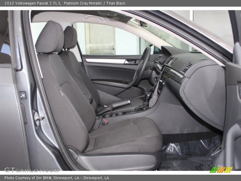 Platinum Gray Metallic / Titan Black 2013 Volkswagen Passat 2.5L S