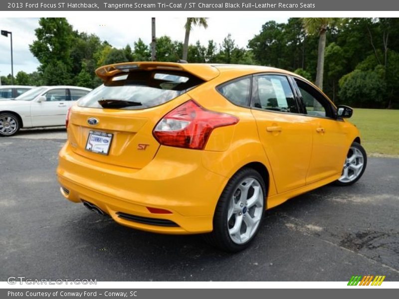 Tangerine Scream Tri-Coat / ST Charcoal Black Full-Leather Recaro Seats 2013 Ford Focus ST Hatchback