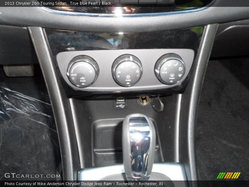 True Blue Pearl / Black 2013 Chrysler 200 Touring Sedan