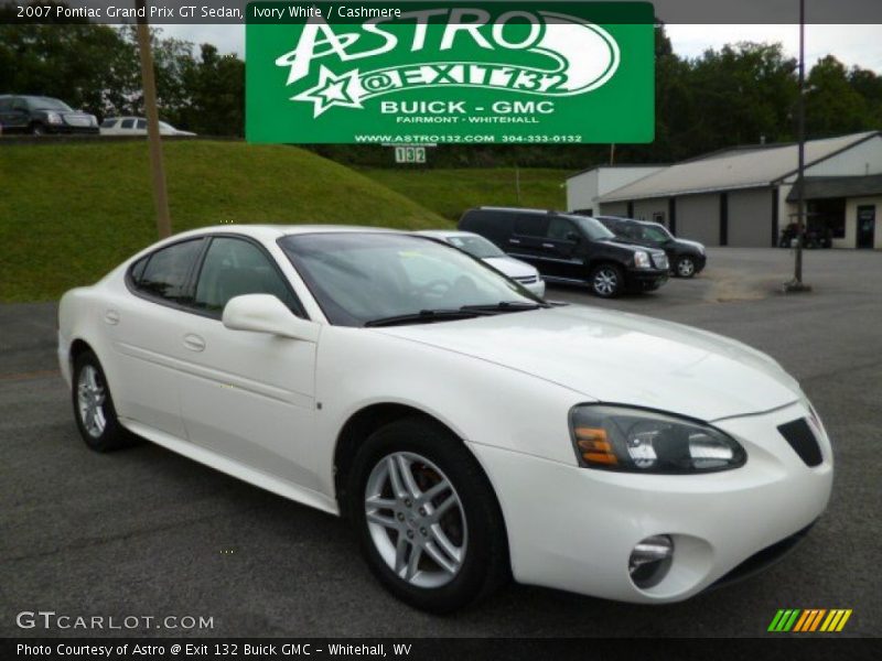 Ivory White / Cashmere 2007 Pontiac Grand Prix GT Sedan