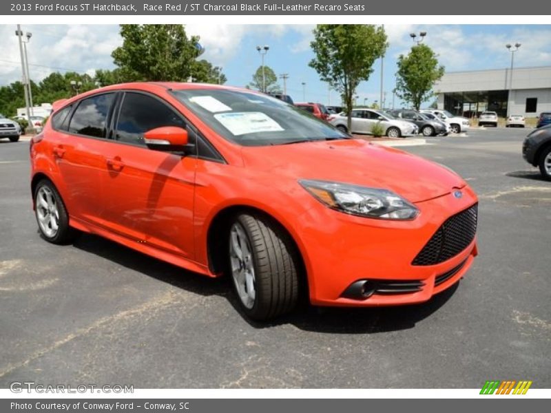 Race Red / ST Charcoal Black Full-Leather Recaro Seats 2013 Ford Focus ST Hatchback
