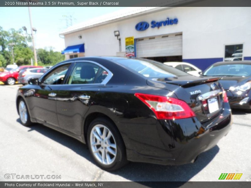 Super Black / Charcoal 2010 Nissan Maxima 3.5 SV Premium