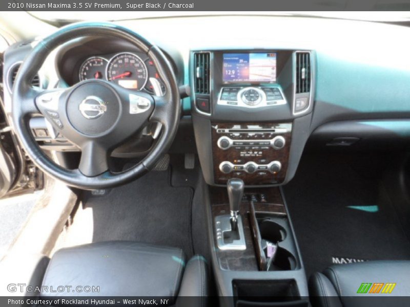 Super Black / Charcoal 2010 Nissan Maxima 3.5 SV Premium