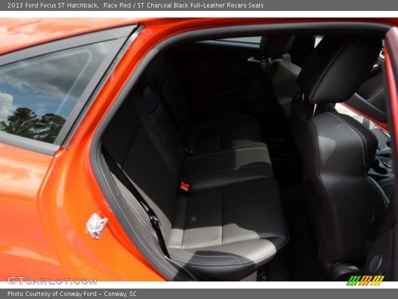 Race Red / ST Charcoal Black Full-Leather Recaro Seats 2013 Ford Focus ST Hatchback