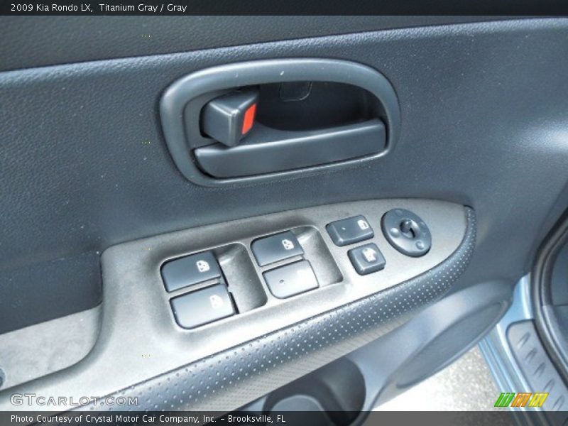 Titanium Gray / Gray 2009 Kia Rondo LX
