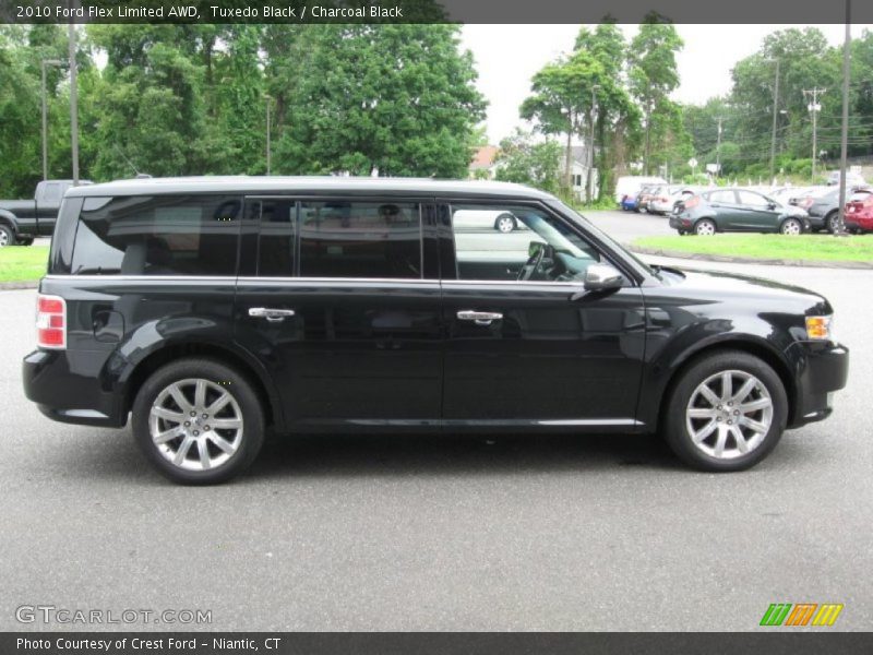 Tuxedo Black / Charcoal Black 2010 Ford Flex Limited AWD