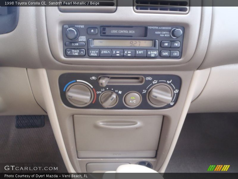 Controls of 1998 Corolla CE